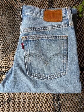 Levi’s 501 skinny distressed jeans